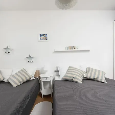 Ivona - Beautiful Terrace And Free Garage Parking Appartamento Zara