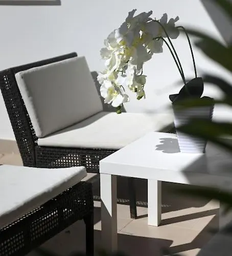 아파트 Ivona - Beautiful Terrace And Free Garage Parking