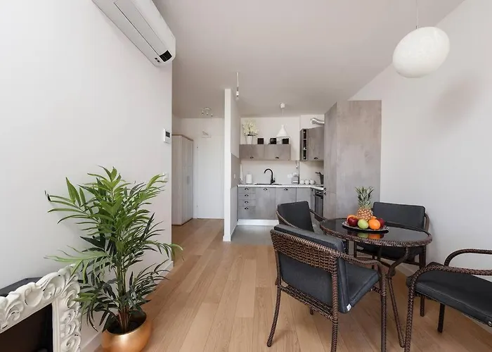 Ivona - Beautiful Terrace And Free Garage Parking