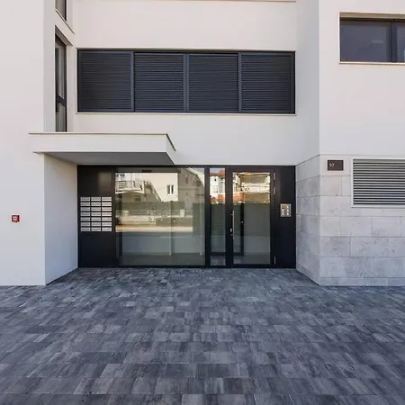 Ivona - Beautiful Terrace And Free Garage Parking